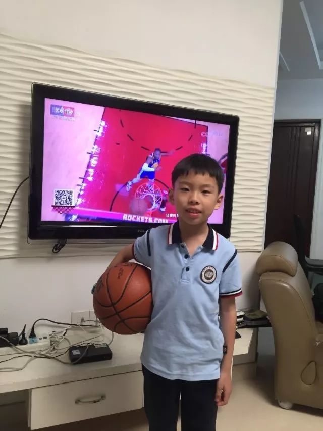 初中篮球比赛比分规则图片_篮球比分表格式_篮球比分记录表样本