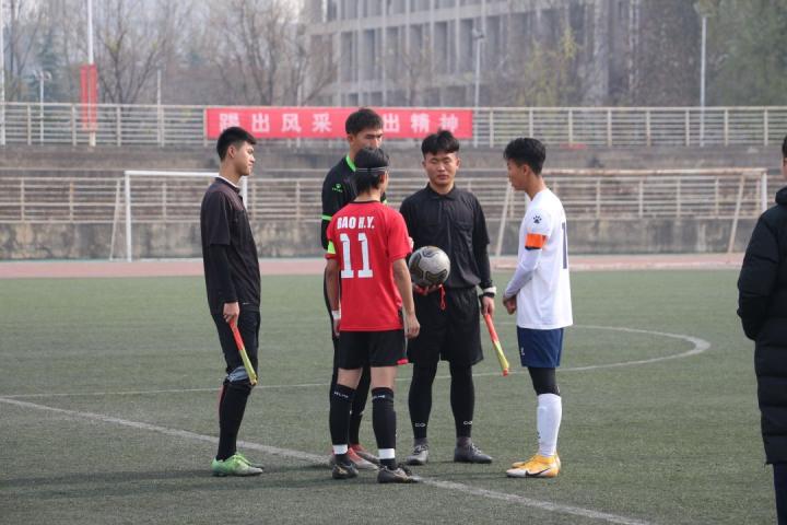 陕西省大学生足球联赛冠军_2021陕西大学生足球_西安大学生足球联赛2级冠军
