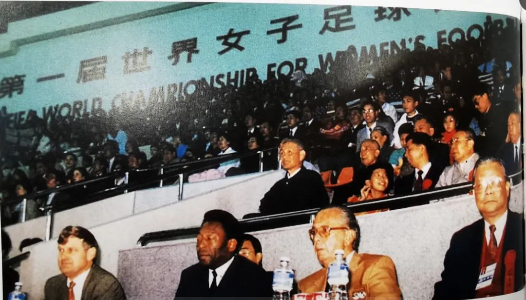 足球比分大事_现代足球联赛历史比分_足球历史比分差距最大