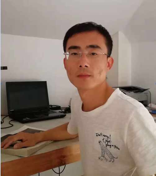 篮球搓球的动作要领视频_搓球时最常用的步法_篮球搓球技巧详细讲解图片