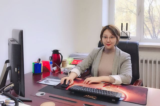 篮球搓球技巧详细讲解图片_搓球时最常用的步法_篮球搓球的动作要领视频