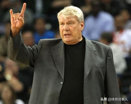 篮球教练历史最高成绩_篮球教练历史_篮球教练历史简介