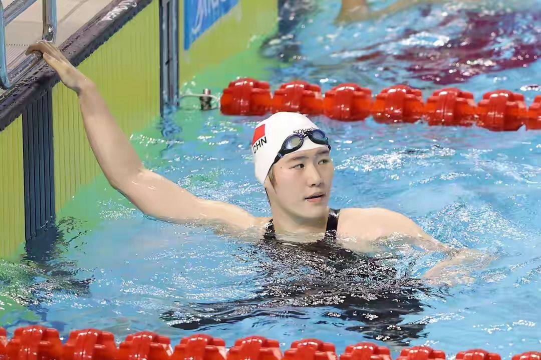 游泳冠军女都有谁_游泳运动冠军女名字_游泳冠军女2021