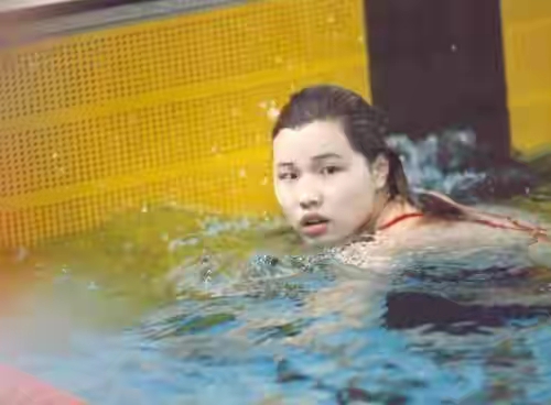 游泳冠军女2021_游泳运动冠军女名字_游泳冠军女都有谁