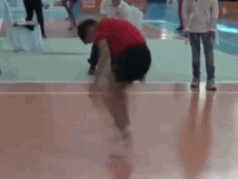 视频跳绳的视频_视频房跳绳健身运动怎么做_健身房跳绳运动视频